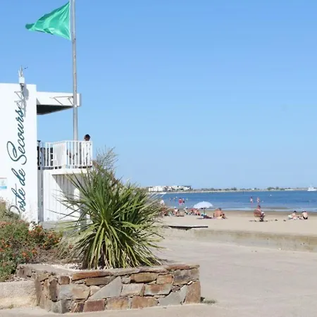 Appt 2p Cabine, 6 Couchages Avec Piscine Et Parking A Gruissan, Pres Et Port - Fr-1-229-868 Apartment *