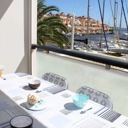 Apartamento Appt 2p Cabine, 6 Couchages Avec Piscine Et Parking A Gruissan, Pres Et Port - Fr-1-229-868